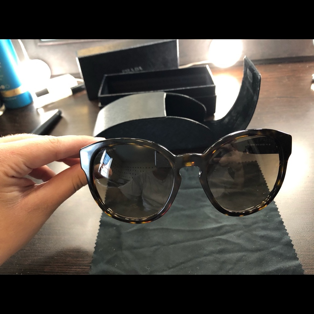 Prada Sunglasses - Picture 6 of 11
